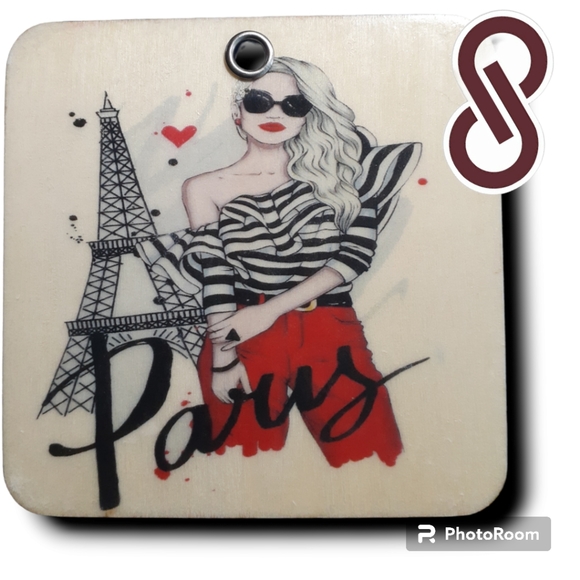 SOUVENIRS Other - COLOR ENGRAVED WOODEN SOUVENIR " PARIS " COD/W-07